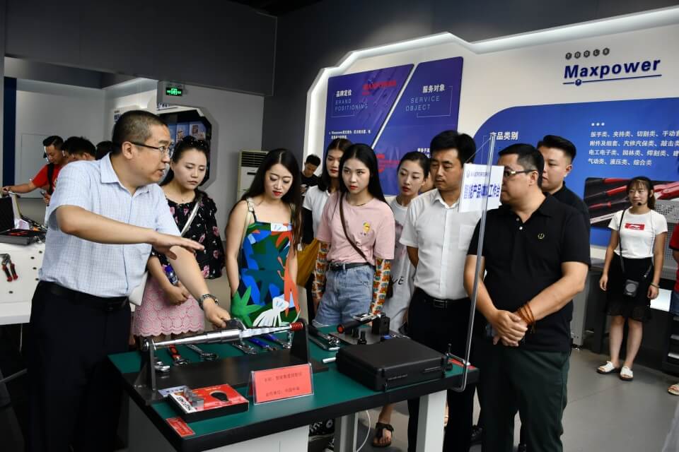 巴渝風(fēng)韻譽(yù)文登 士學(xué)文化永傳承(圖10) 巴渝風(fēng)韻譽(yù)文登 士學(xué)文化永傳承(圖10)