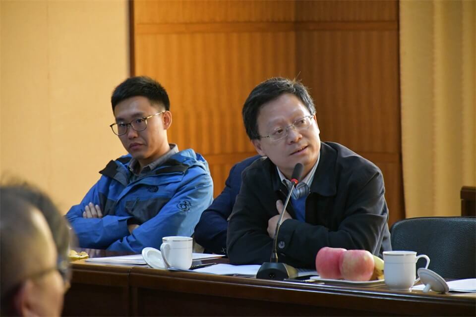 全國(guó)工具五金標(biāo)準(zhǔn)化分技術(shù)委員會(huì)換屆大會(huì)在威力集團(tuán)舉行(圖9) 全國(guó)工具五金標(biāo)準(zhǔn)化分技術(shù)委員會(huì)換屆大會(huì)在威力集團(tuán)舉行(圖9)