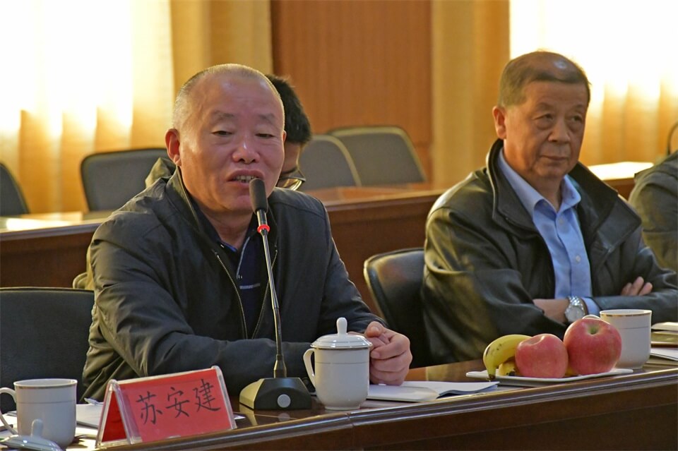 全國(guó)工具五金標(biāo)準(zhǔn)化分技術(shù)委員會(huì)換屆大會(huì)在威力集團(tuán)舉行(圖11) 全國(guó)工具五金標(biāo)準(zhǔn)化分技術(shù)委員會(huì)換屆大會(huì)在威力集團(tuán)舉行(圖11)