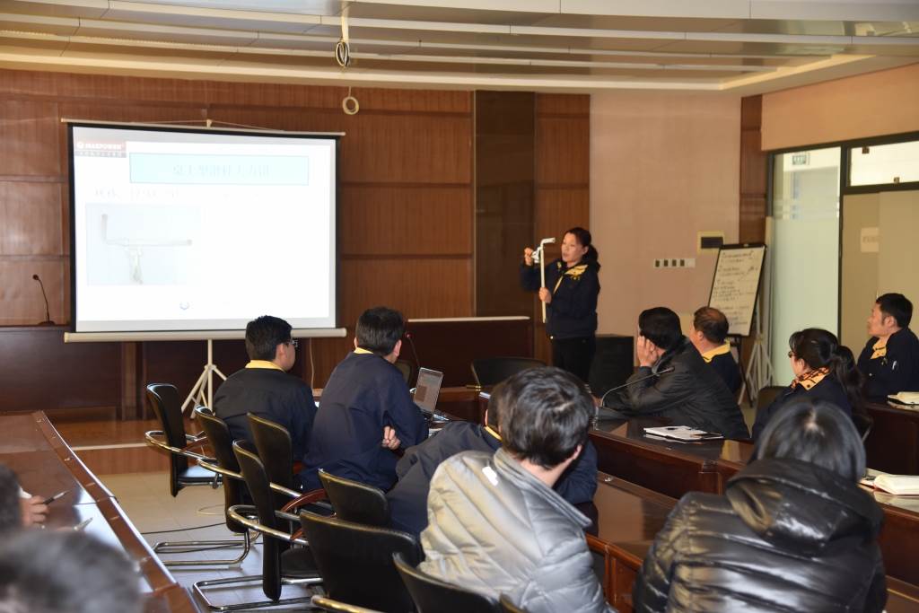 業(yè)務培訓會內(nèi)部_12.JPG 威力工具集團開展多項業(yè)務培訓(圖7)