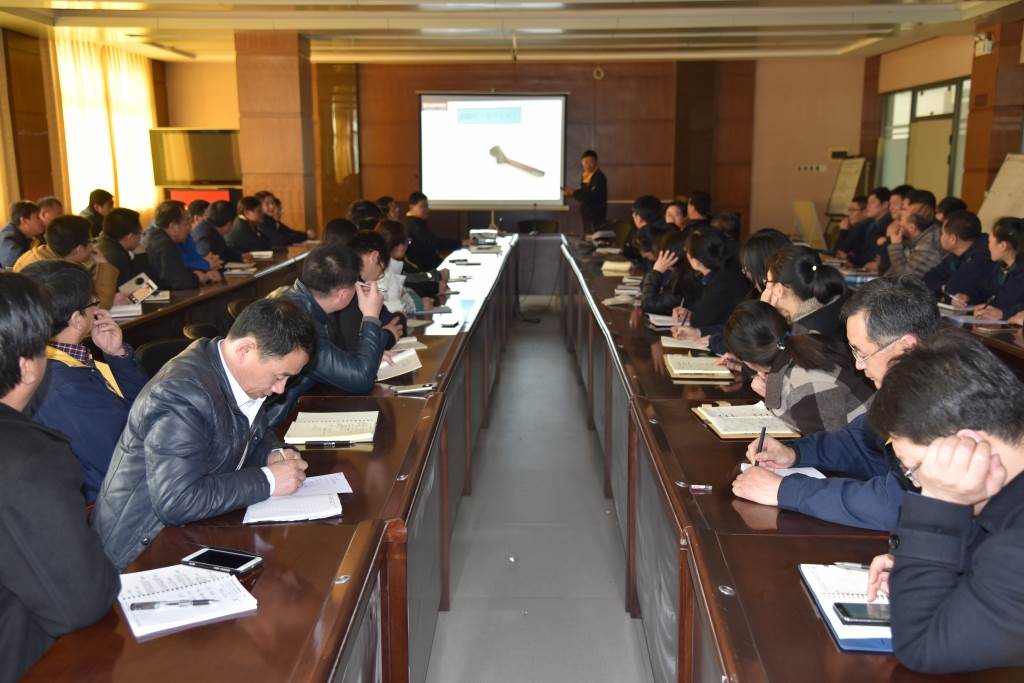 業(yè)務培訓會內(nèi)部_09.JPG 威力工具集團開展多項業(yè)務培訓(圖5)